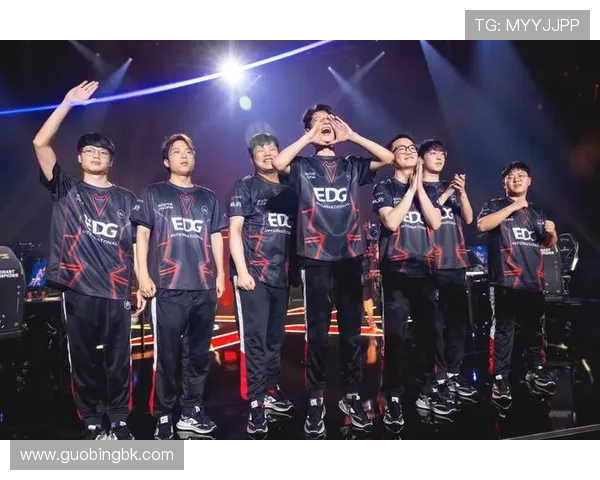 CSGO最新实力排名揭晓EDG战队再创历史新高引发热议 CSGO最新实力排名揭晓EDG战队再创历史新高引发热议