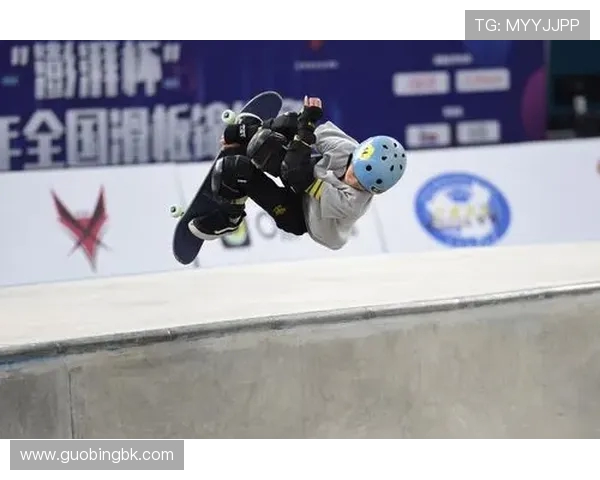 南京滑板队防反战术深度解析与实战应用探讨